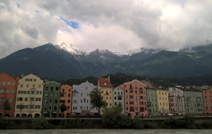 Innsbruck et vue sur le mont Hafelekar (2226 mètres)