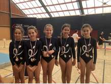 Médailles de bronze pour notre équipe 10/11 ans : Noemi, Sofia, Julia, Maha et Luzie